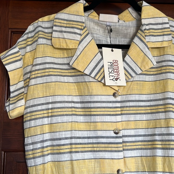 BOMBAY WESTSIDE STRIPE Crop Button Up Blouse Size M - Picture 3 of 8
